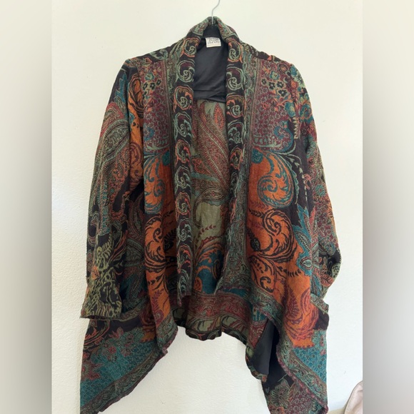 Parsley & Sage Sweaters - Parsley & Sage paisley drape cardigan